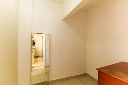 Apartamento para alugar com 74m², 2 quartos e sem vagaQuarto de Serviço