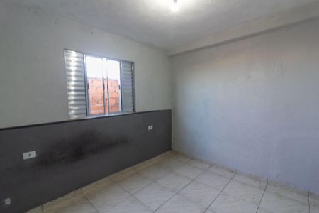 Quarto 3 de casa para alugar com 2 quartos, 60m² em Jardim Niteroi, São Paulo
