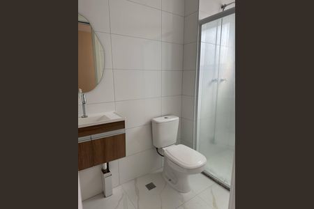 Studio para alugar com 68m², 3 quartos e 1 vaga Studio para alugar com 68m², 3 quartos e 1 vagaBanheiro - suite