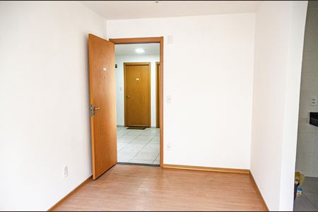 Apartamento à venda com 2 quartos, 43m² em Inhoaíba, Rio de Janeiro