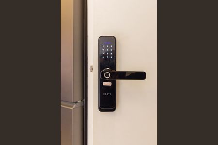 Apartamento à venda com 69m², 2 quartos e 1 vaga Apartamento à venda com 69m², 2 quartos e 1 vagaFechadura Eletrônica