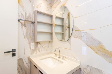 Apartamento à venda com 69m², 2 quartos e 1 vaga Apartamento à venda com 69m², 2 quartos e 1 vagaBanheiro