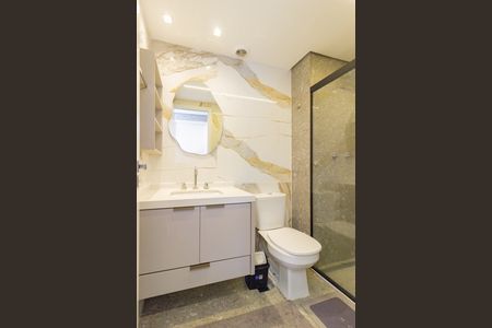 Apartamento à venda com 69m², 2 quartos e 1 vaga Apartamento à venda com 69m², 2 quartos e 1 vagaBanheiro