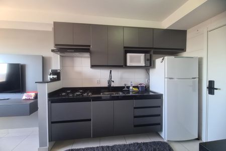 Studio à venda com 27m², 1 quarto e sem vaga Studio à venda com 27m², 1 quarto e sem vagaCozinha e Área de Serviço