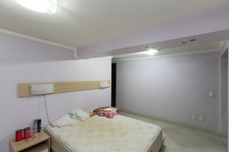 Casa à venda com 360m², 3 quartos e 6 vagas Casa à venda com 360m², 3 quartos e 6 vagasSuíte