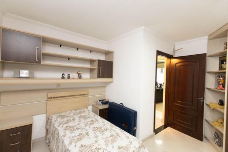 Casa à venda com 360m², 3 quartos e 6 vagas Casa à venda com 360m², 3 quartos e 6 vagasQuarto 1