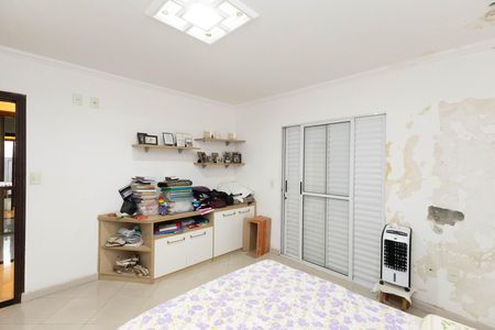 Casa à venda com 360m², 3 quartos e 6 vagas Casa à venda com 360m², 3 quartos e 6 vagasQuarto 2