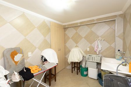 Casa à venda com 360m², 3 quartos e 6 vagas Casa à venda com 360m², 3 quartos e 6 vagasÁrea de Serviço