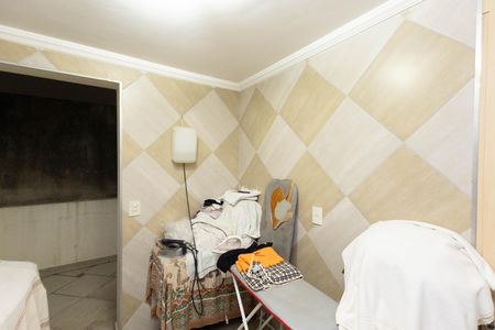 Casa à venda com 360m², 3 quartos e 6 vagas Casa à venda com 360m², 3 quartos e 6 vagasÁrea de Serviço