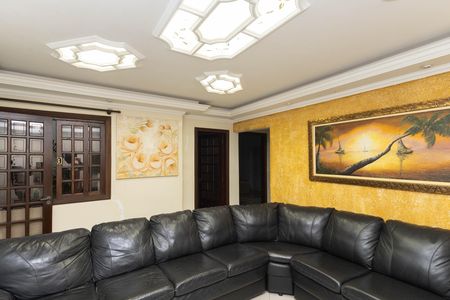 Casa à venda com 360m², 3 quartos e 6 vagas Casa à venda com 360m², 3 quartos e 6 vagasSala