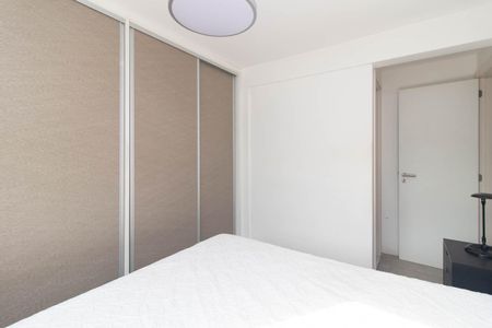 Apartamento para alugar com 70m², 2 quartos e 2 vagas Apartamento para alugar com 70m², 2 quartos e 2 vagasQuarto 2