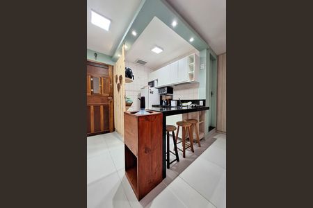 Cozinha de apartamento para alugar com 1 quarto, 50m² em Itaipu, Niterói