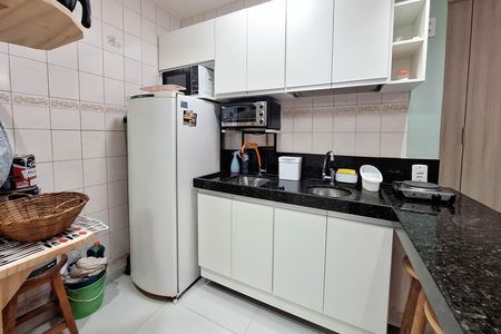 Cozinha de apartamento para alugar com 1 quarto, 50m² em Itaipu, Niterói