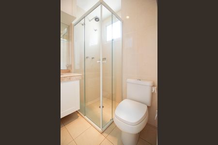 Apartamento para alugar com 250m², 3 quartos e 4 vagas Apartamento para alugar com 250m², 3 quartos e 4 vagasBanheiro da Suíte 2