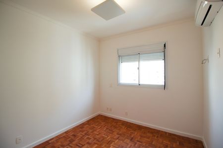 Apartamento para alugar com 250m², 3 quartos e 4 vagas Apartamento para alugar com 250m², 3 quartos e 4 vagasSuíte 3