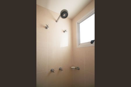 Apartamento para alugar com 250m², 3 quartos e 4 vagas Apartamento para alugar com 250m², 3 quartos e 4 vagasBanheiro da Suíte 2