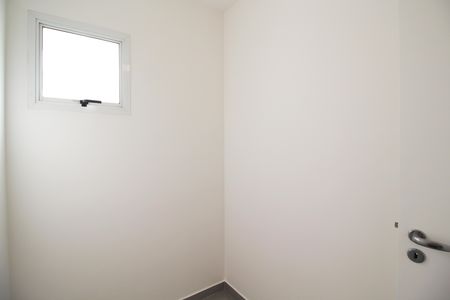 Apartamento para alugar com 250m², 3 quartos e 4 vagas Apartamento para alugar com 250m², 3 quartos e 4 vagasQuarto de serviço