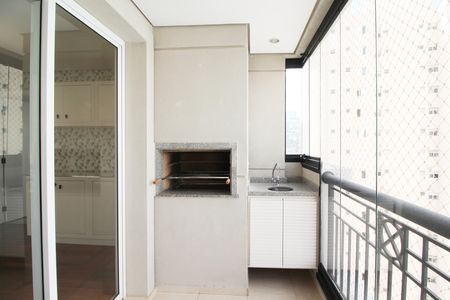Apartamento para alugar com 250m², 3 quartos e 4 vagas Apartamento para alugar com 250m², 3 quartos e 4 vagasVaranda da Sala