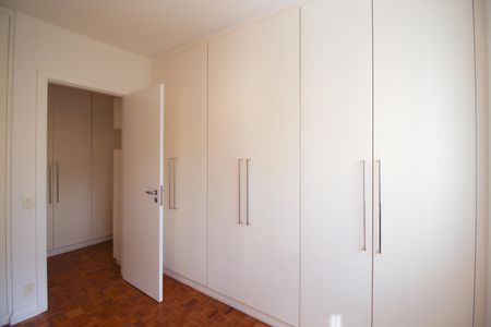 Apartamento para alugar com 250m², 3 quartos e 4 vagas Apartamento para alugar com 250m², 3 quartos e 4 vagasCloset da Suíte 1
