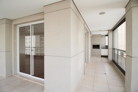 Apartamento para alugar com 250m², 3 quartos e 4 vagas Apartamento para alugar com 250m², 3 quartos e 4 vagasVaranda da Sala