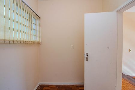 Casa para alugar com 198m², 3 quartos e 2 vagasEscritório