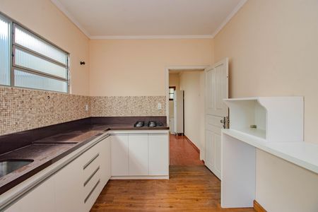 Casa para alugar com 198m², 3 quartos e 2 vagasCozinha 