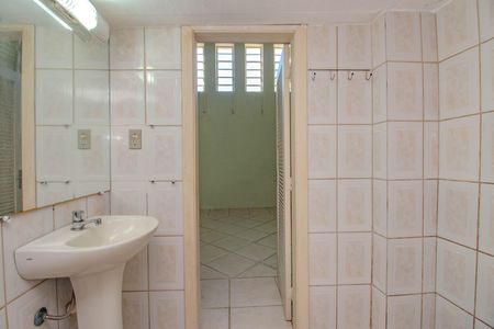 Casa para alugar com 198m², 3 quartos e 2 vagasBanheiro Auxiliar