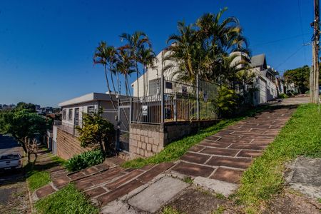 Casa para alugar com 198m², 3 quartos e 2 vagasFachada