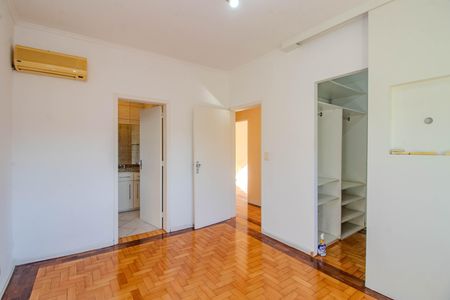 Casa para alugar com 198m², 3 quartos e 2 vagasSuíte