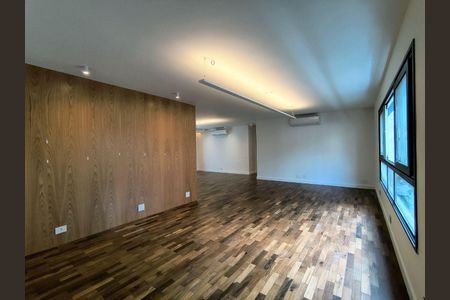 Apartamento à venda com 3 quartos, 200m² em Cerqueira César, São Paulo