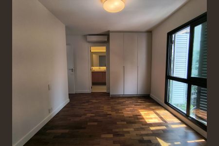 Apartamento à venda com 3 quartos, 200m² em Cerqueira César, São Paulo