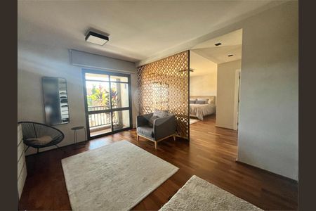 Casa à venda com 3 quartos, 419m² em Jardim dos Estados, São Paulo