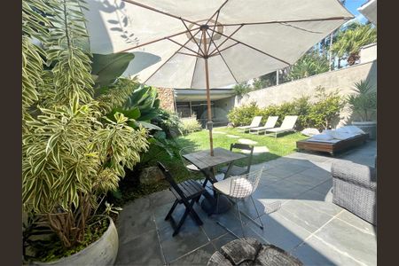Casa à venda com 3 quartos, 419m² em Jardim dos Estados, São Paulo