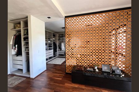 Casa à venda com 3 quartos, 419m² em Jardim dos Estados, São Paulo