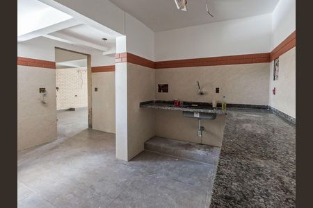 Apartamento para alugar com 85m², 2 quartos e sem vaga
