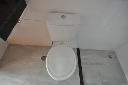 Apartamento para alugar com 37m², 2 quartos e sem vagaBanheiro