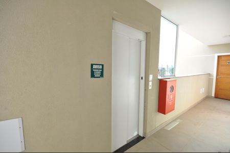 Apartamento para alugar com 37m², 2 quartos e sem vagaElevador