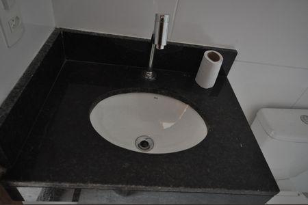 Apartamento para alugar com 37m², 2 quartos e sem vagaBanheiro