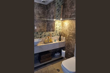 Apartamento à venda com 157m², 3 quartos e 2 vagas Apartamento à venda com 157m², 3 quartos e 2 vagasBanheiro