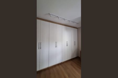 Apartamento à venda com 157m², 3 quartos e 2 vagas Apartamento à venda com 157m², 3 quartos e 2 vagasQuarto
