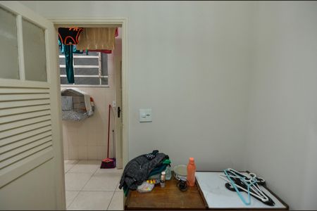 Apartamento para alugar com 138m², 3 quartos e sem vaga Apartamento para alugar com 138m², 3 quartos e sem vagaQuarto de Serviço