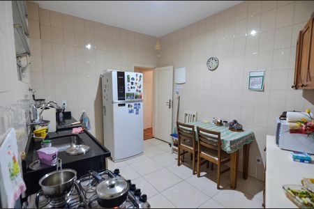 Apartamento para alugar com 138m², 3 quartos e sem vaga Apartamento para alugar com 138m², 3 quartos e sem vagaCozinha