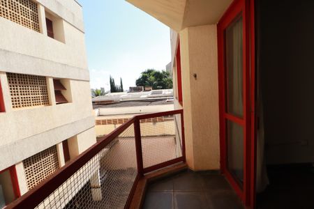 Varanda  de apartamento para alugar com 1 quarto, 51m² em Jardim Macedo, Ribeirão Preto