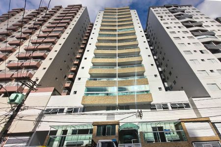Apartamento para alugar com 68m², 2 quartos e 1 vaga Apartamento para alugar com 68m², 2 quartos e 1 vagaFachada