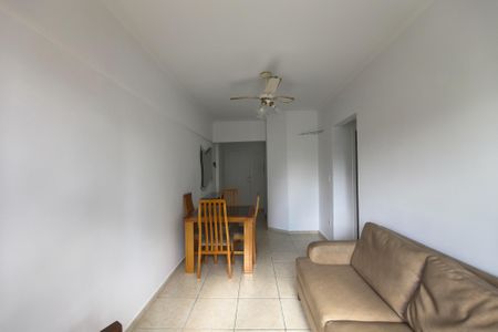 Sala de apartamento para alugar com 2 quartos, 68m² em Cidade Ocian, Praia Grande