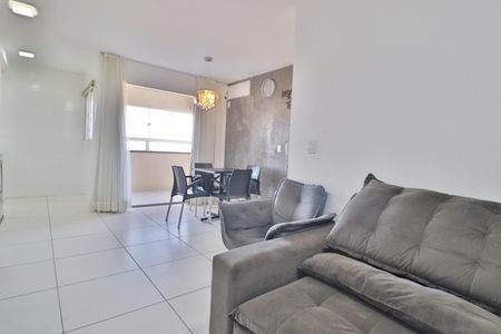 Apartamento para alugar com 64m², 2 quartos e 1 vagaSala
