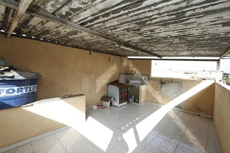 Casa para alugar com 140m², 2 quartos e 2 vagasTerraço