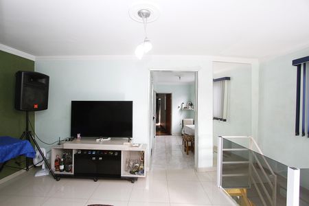 Casa para alugar com 140m², 2 quartos e 2 vagasSala