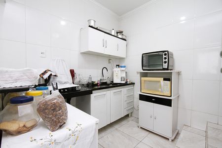 Casa para alugar com 140m², 2 quartos e 2 vagasCozinha
