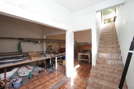 Casa para alugar com 140m², 2 quartos e 2 vagasloja